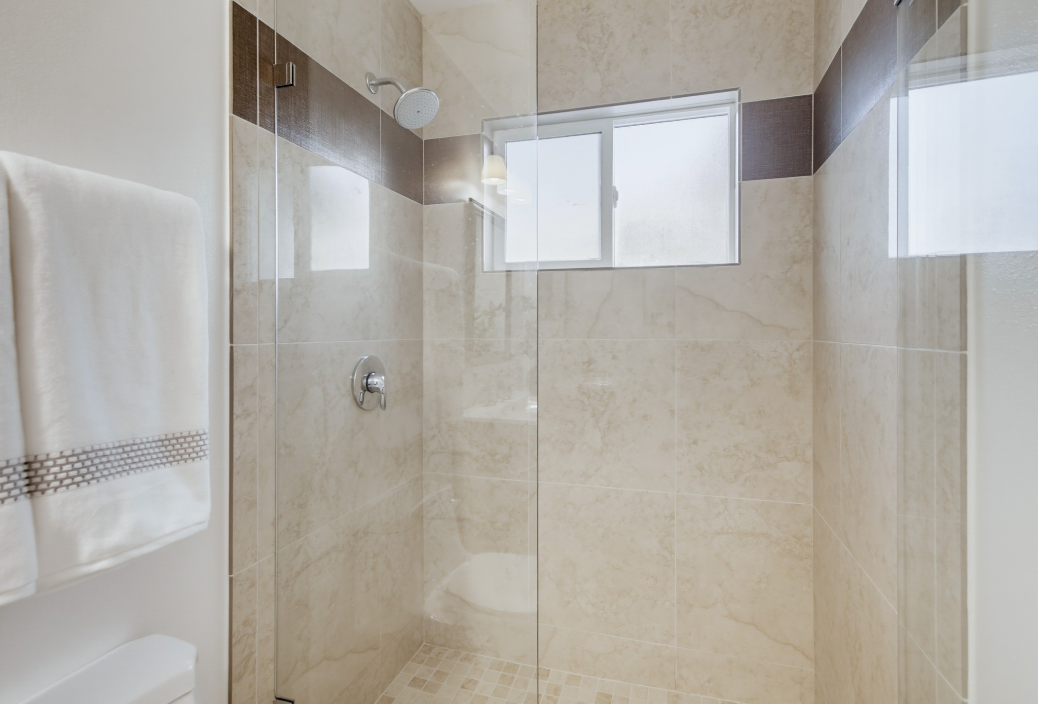 Virtual tour photo 37 of 67 for 2367 Salisbury Dr