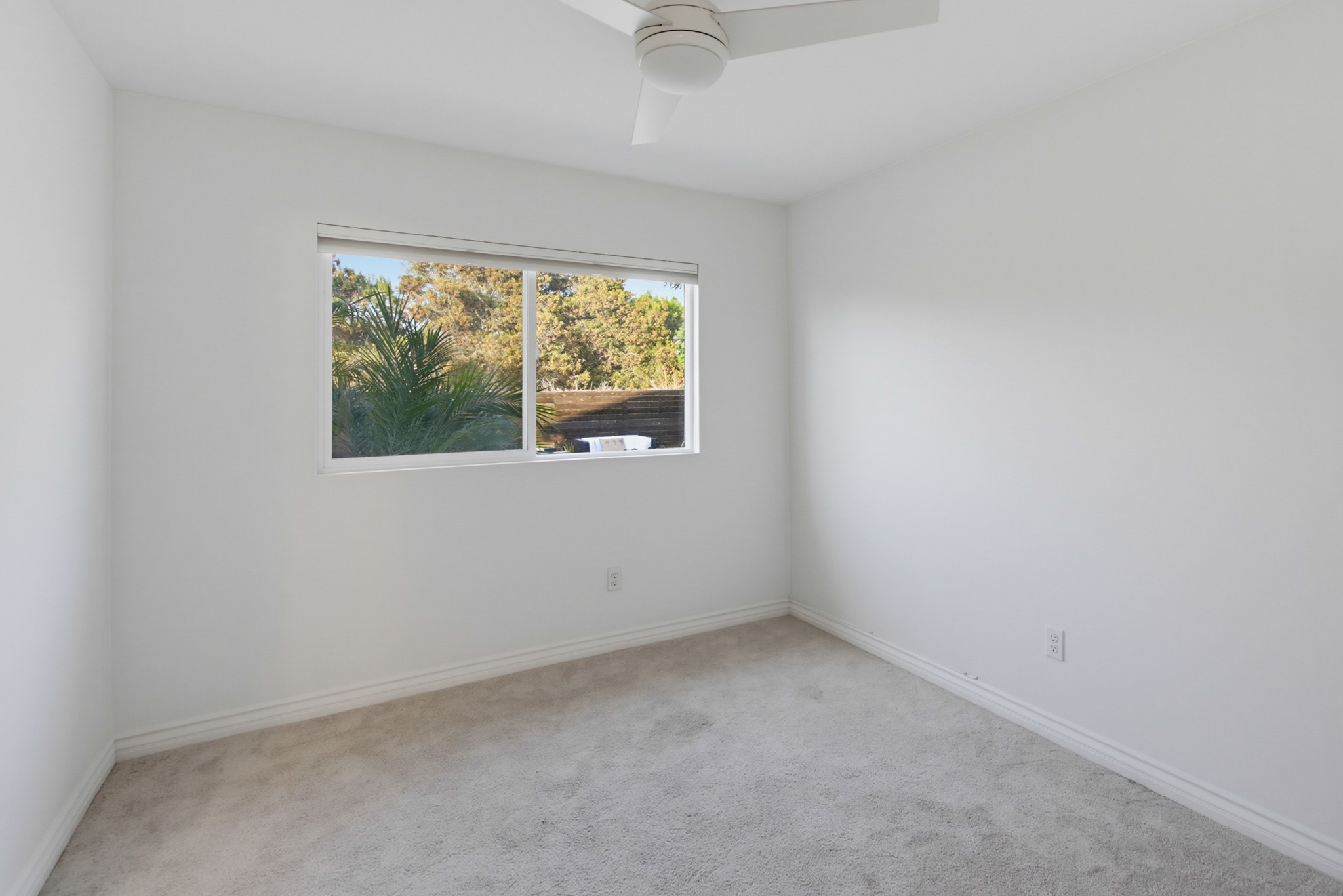 Virtual tour photo 38 of 67 for 2367 Salisbury Dr