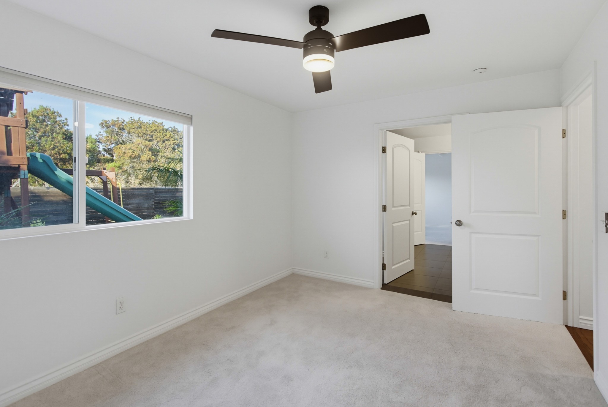Virtual tour photo 42 of 67 for 2367 Salisbury Dr