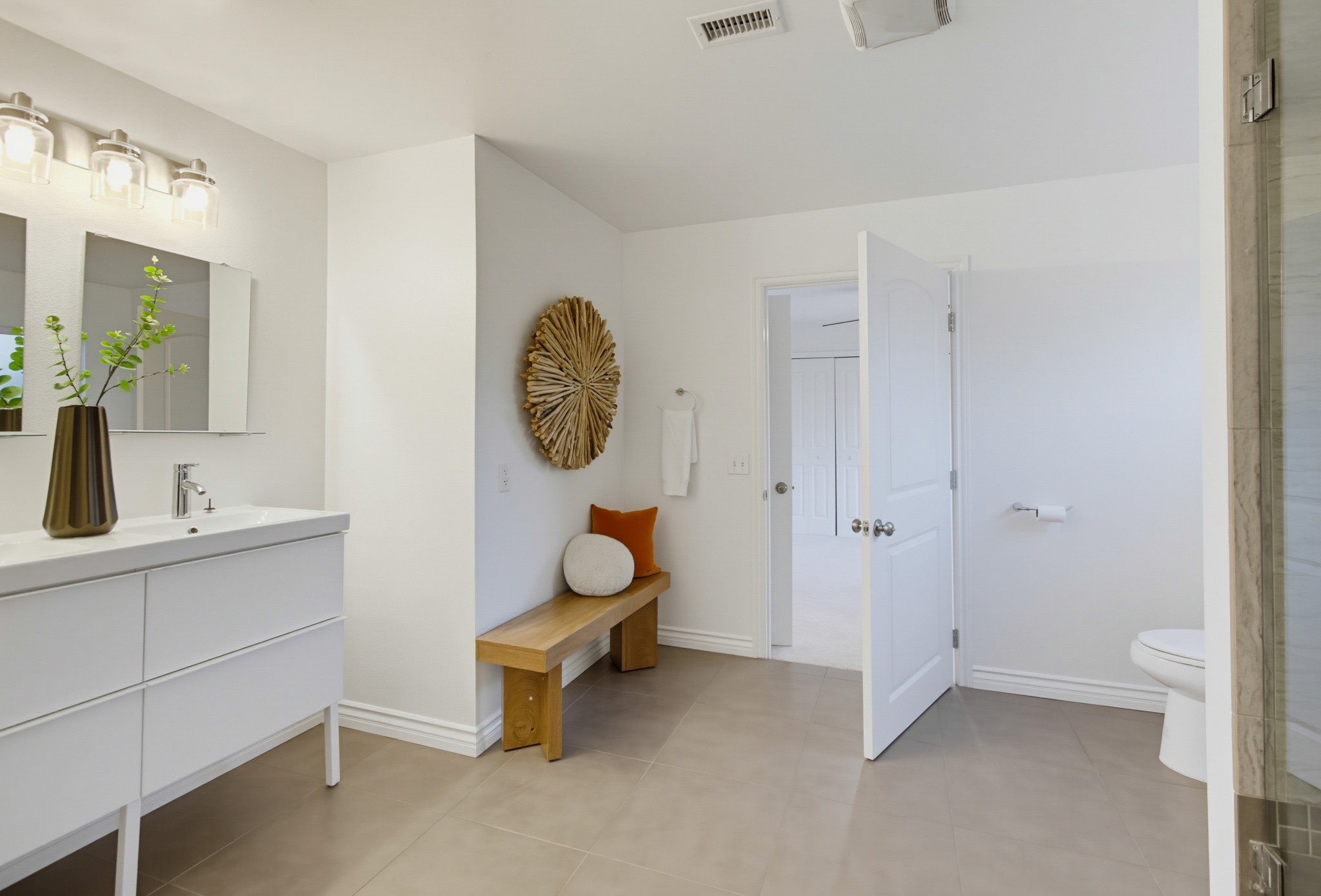 Virtual tour photo 45 of 67 for 2367 Salisbury Dr