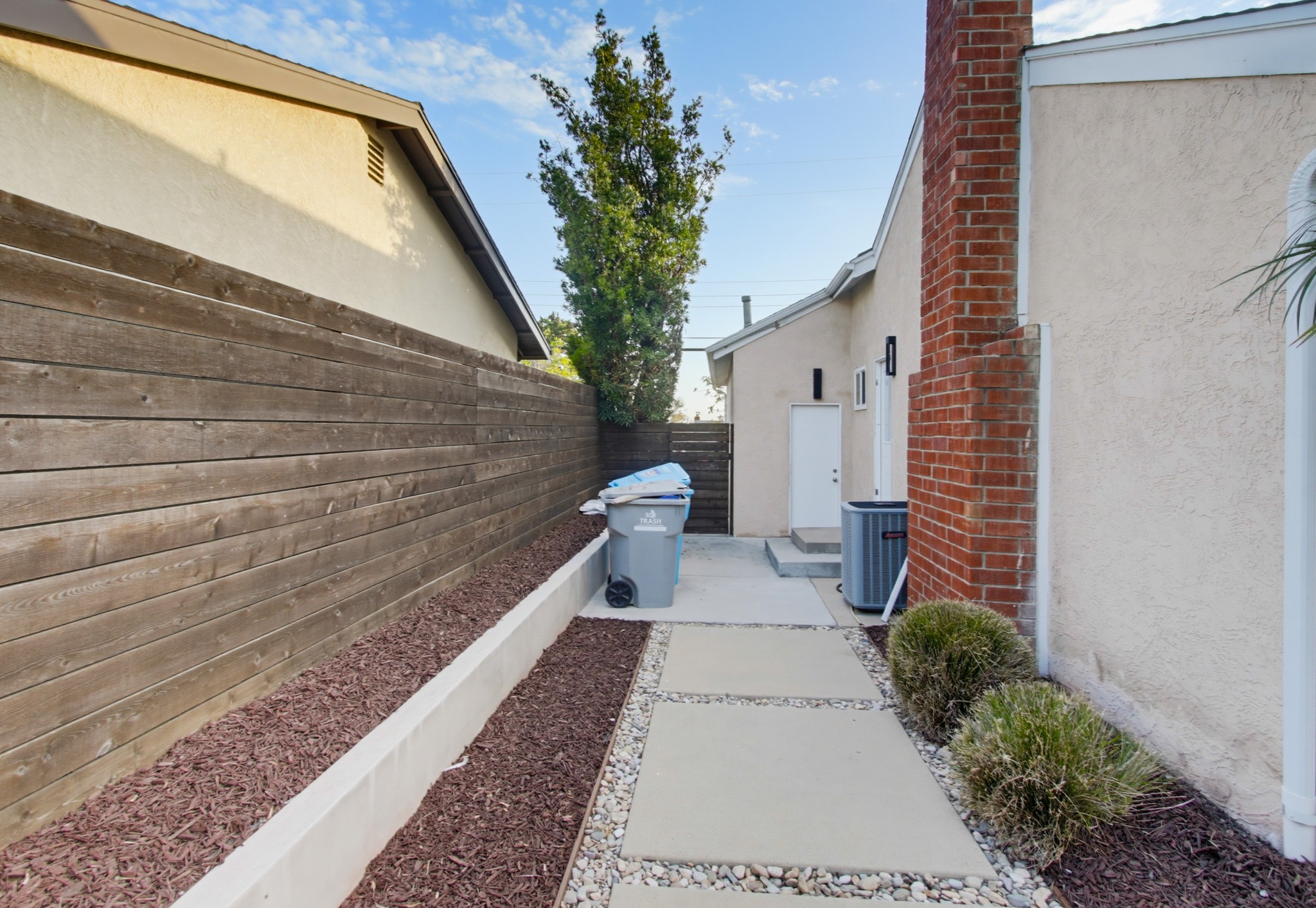 Virtual tour photo 60 of 67 for 2367 Salisbury Dr