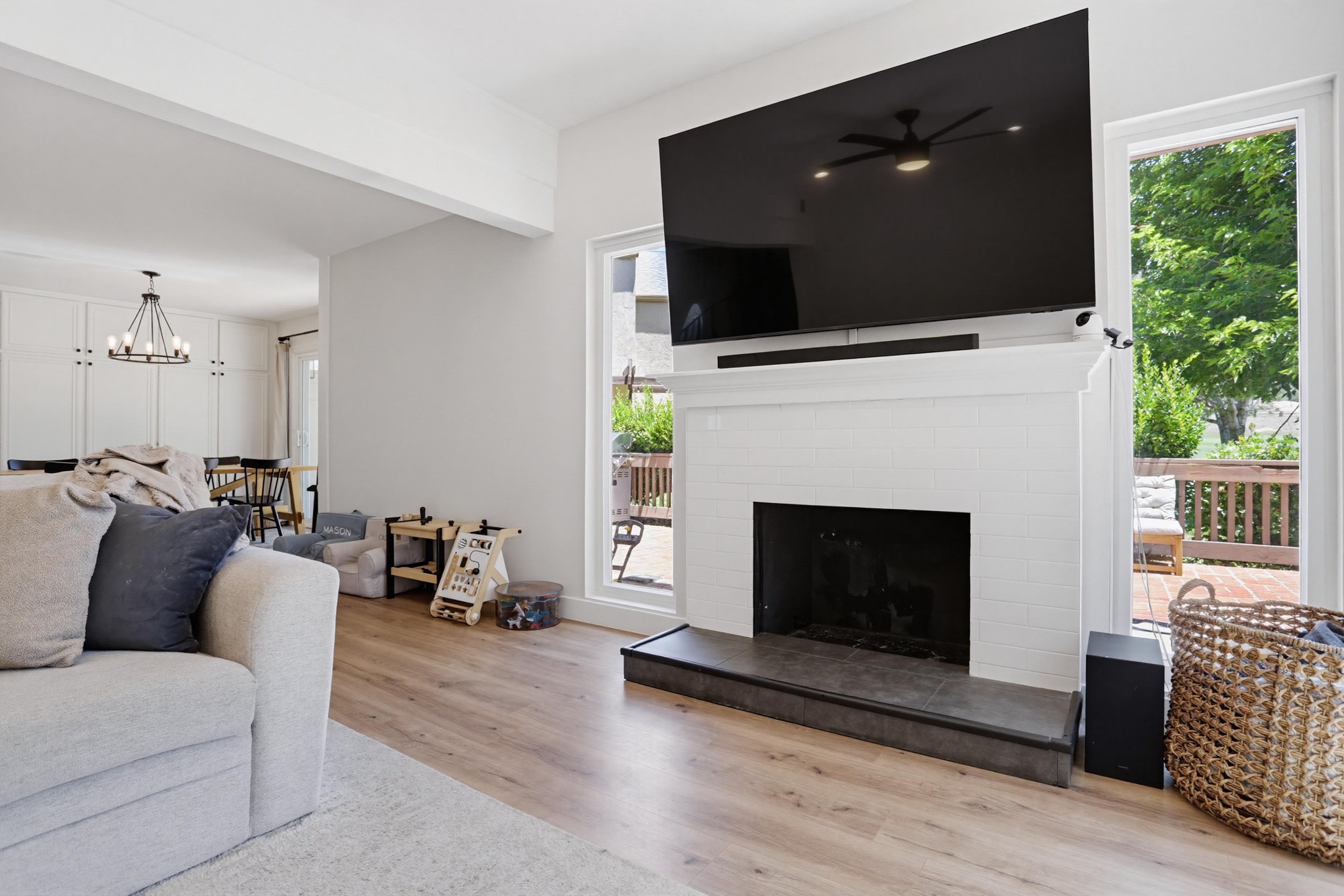 Virtual tour photo 8 of 45 for 23671 Country Villa Rd