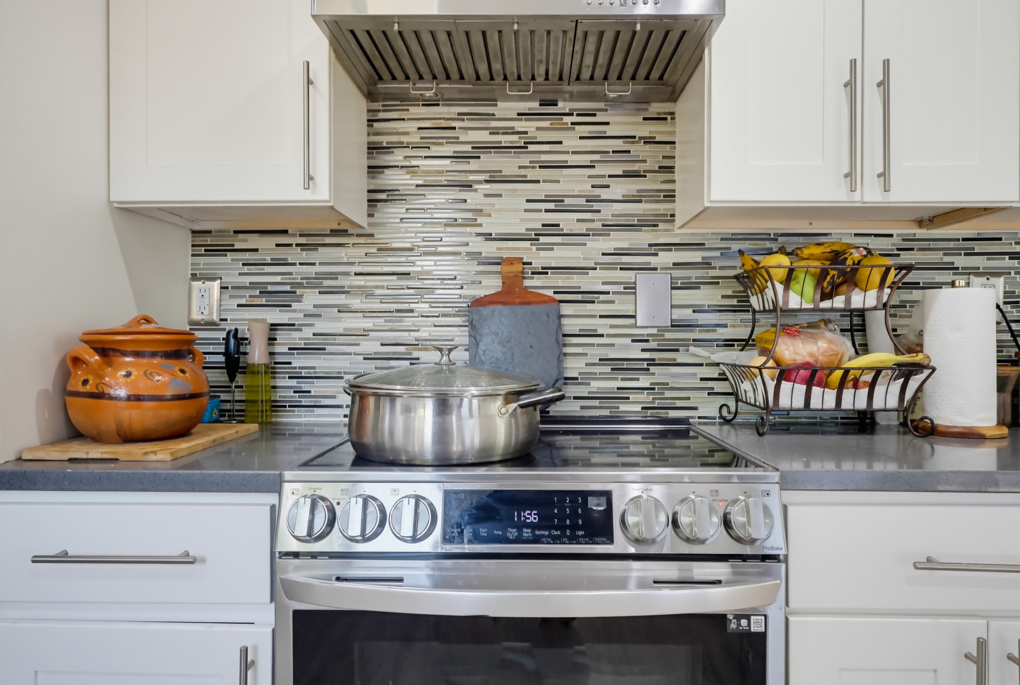 Virtual tour photo 20 of 77 for 2368 Glenrose Ave
