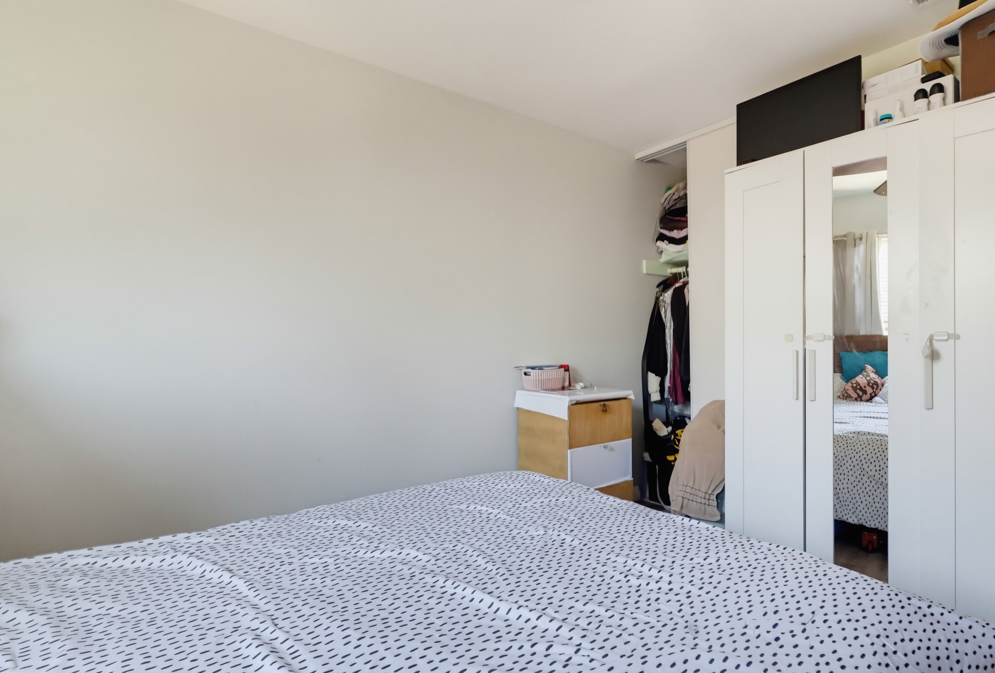 Virtual tour photo 33 of 77 for 2368 Glenrose Ave