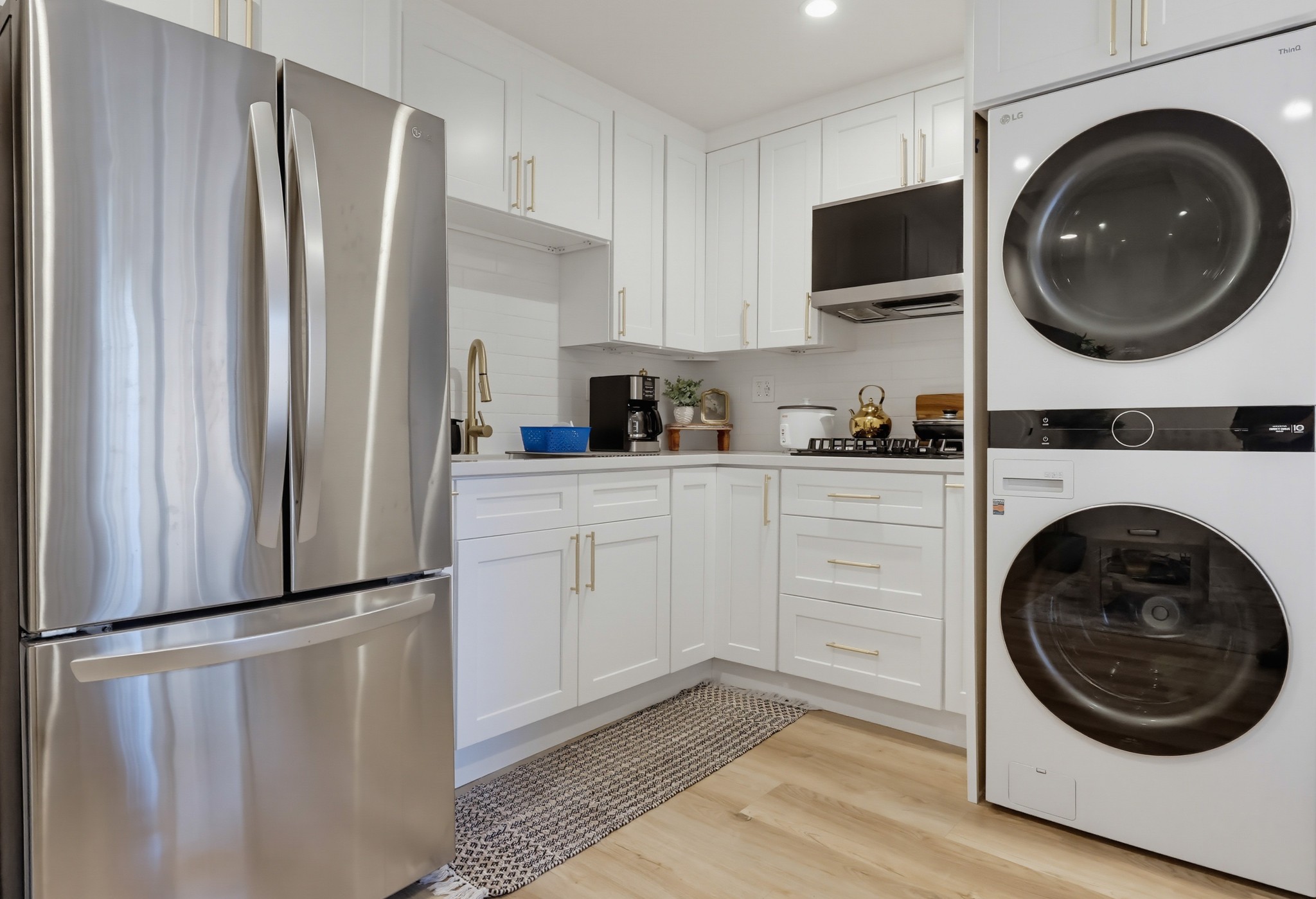 Virtual tour photo 62 of 77 for 2368 Glenrose Ave