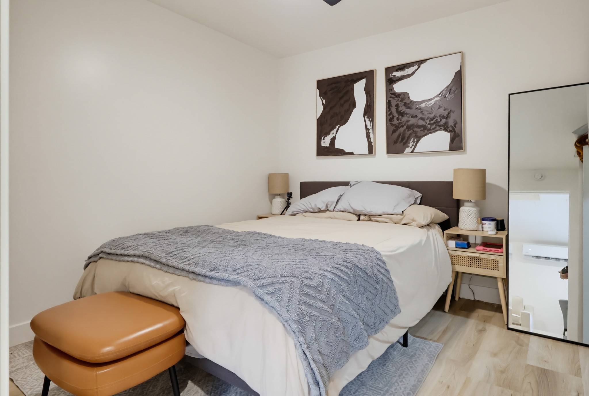Virtual tour photo 64 of 77 for 2368 Glenrose Ave