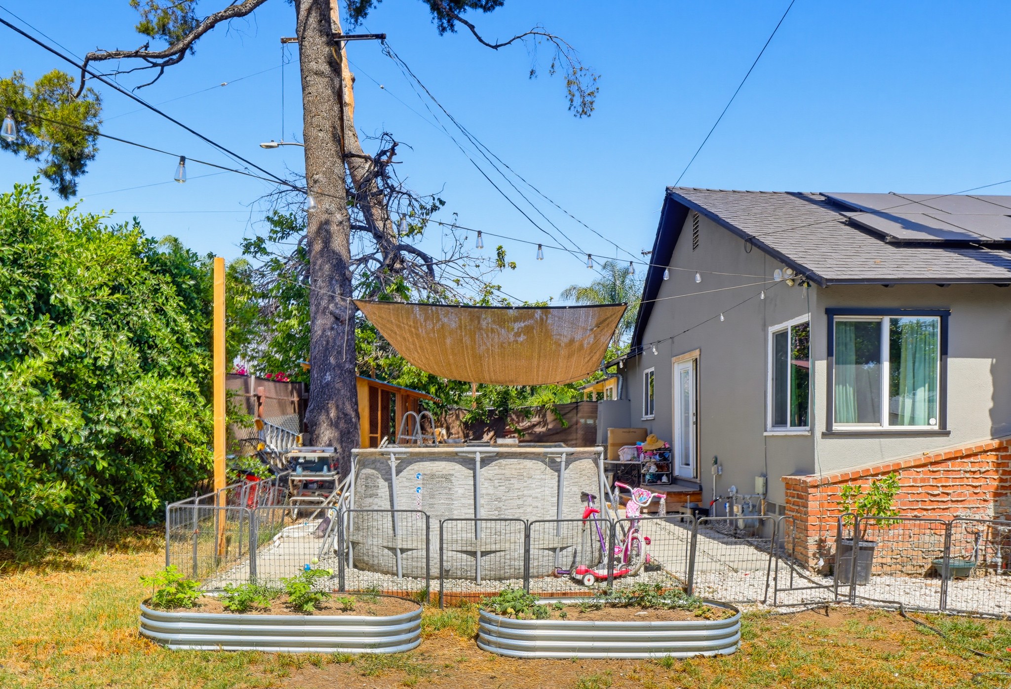 Virtual tour photo 73 of 77 for 2368 Glenrose Ave