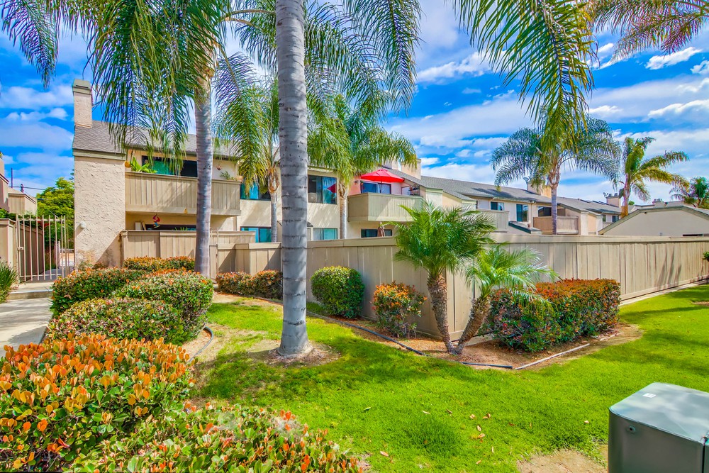 Virtual tour photo 3 of 40 for 2368 Grand Ave