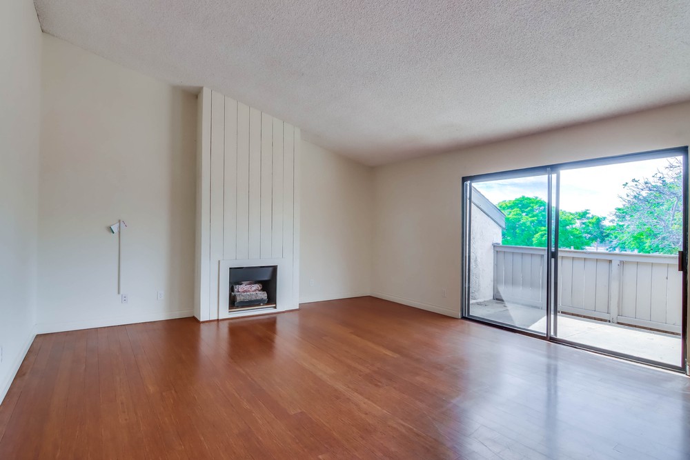 Virtual tour photo 6 of 40 for 2368 Grand Ave