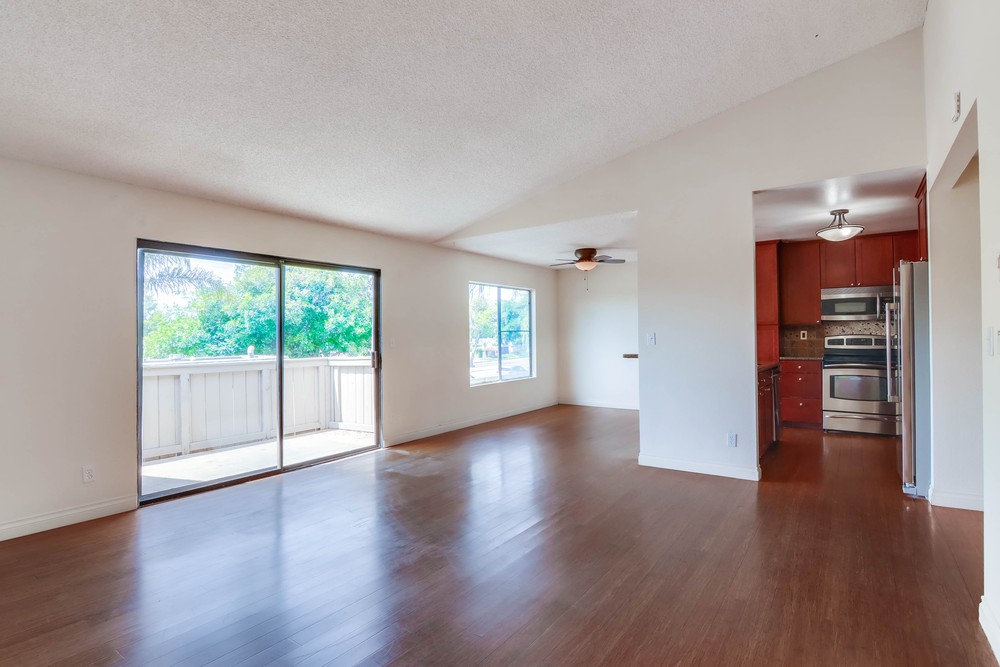 Virtual tour photo 9 of 40 for 2368 Grand Ave