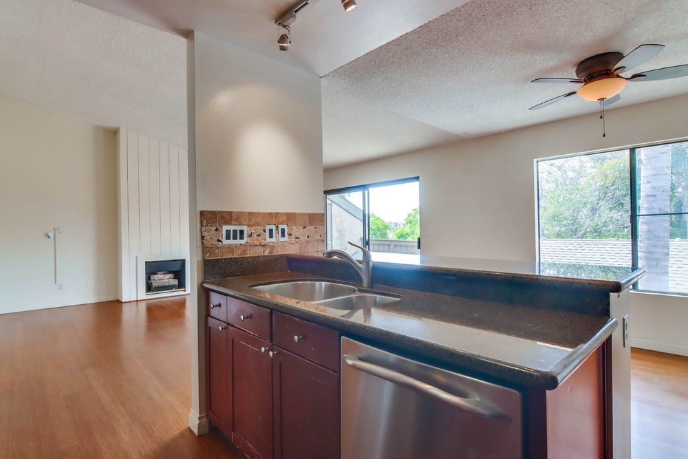 Virtual tour photo 20 of 40 for 2368 Grand Ave