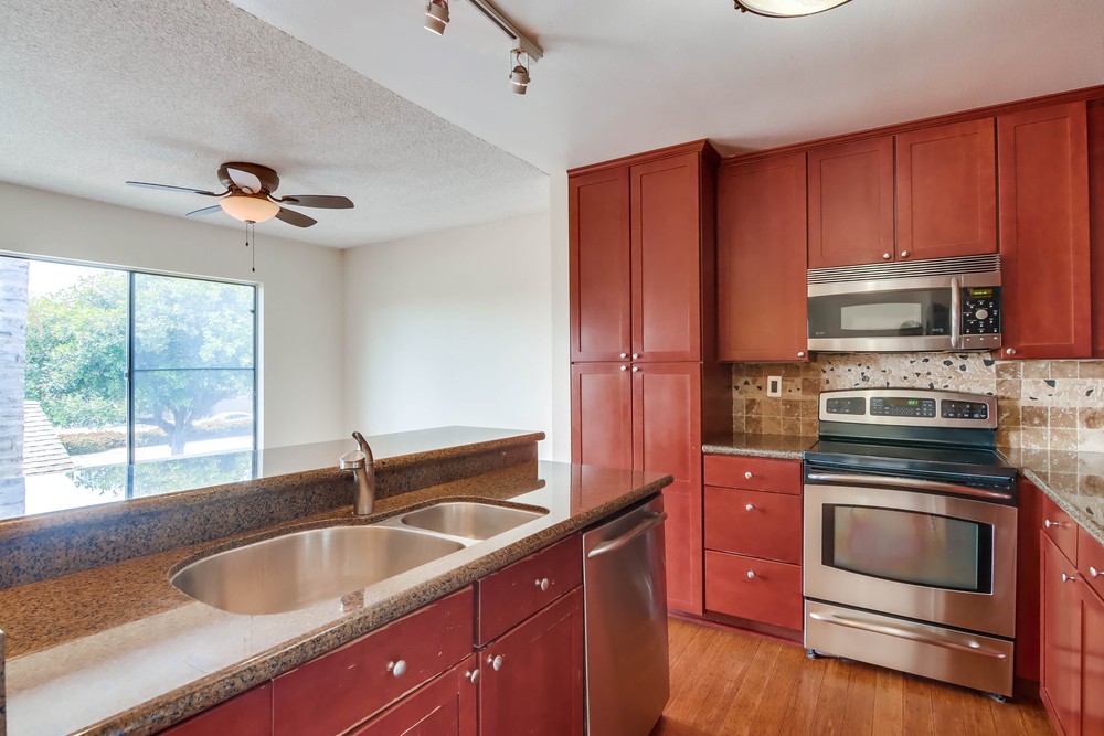 Virtual tour photo 22 of 40 for 2368 Grand Ave