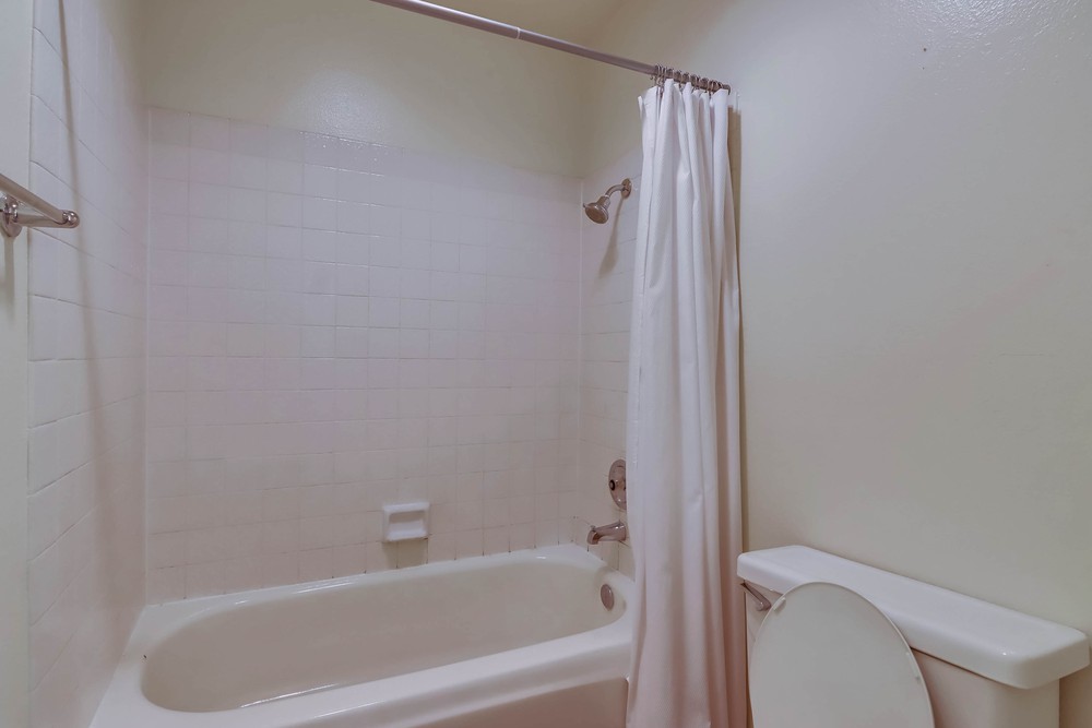 Virtual tour photo 34 of 40 for 2368 Grand Ave