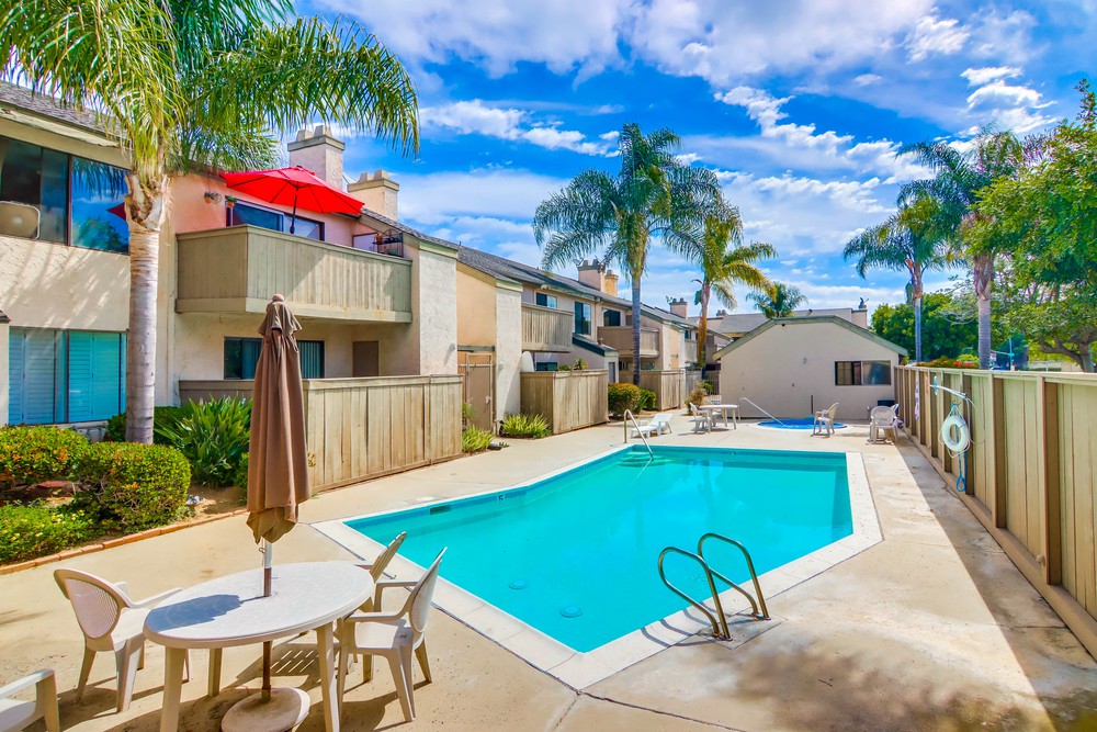 Virtual tour photo 38 of 40 for 2368 Grand Ave