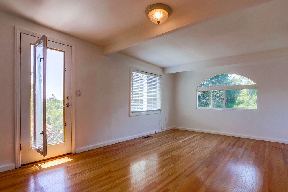 Virtual tour photo 14 of 40 for 2368 Montclair St