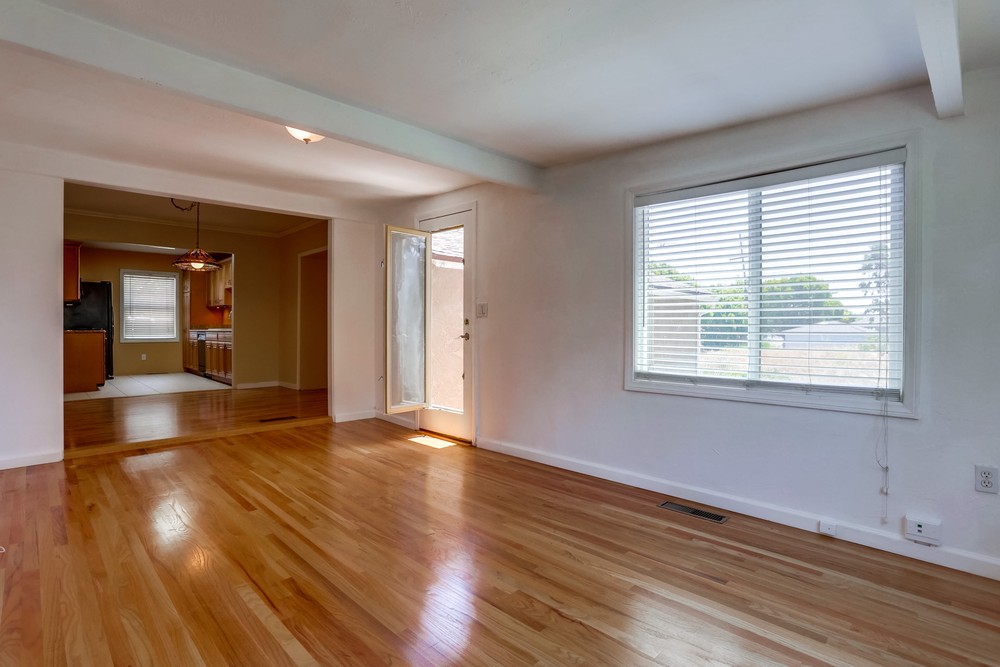 Virtual tour photo 15 of 40 for 2368 Montclair St