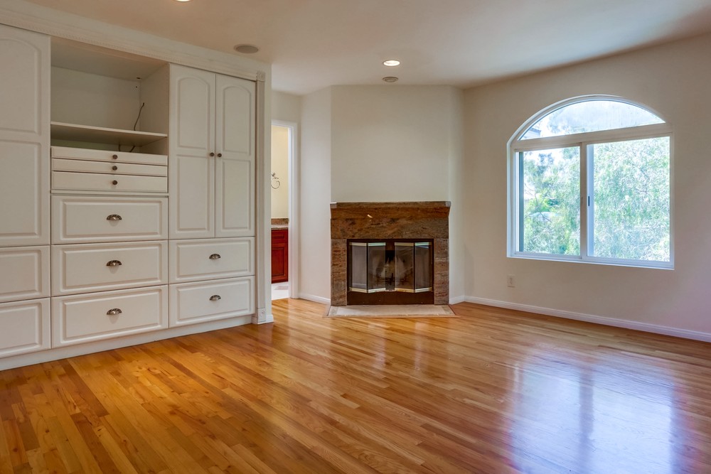Virtual tour photo 19 of 40 for 2368 Montclair St