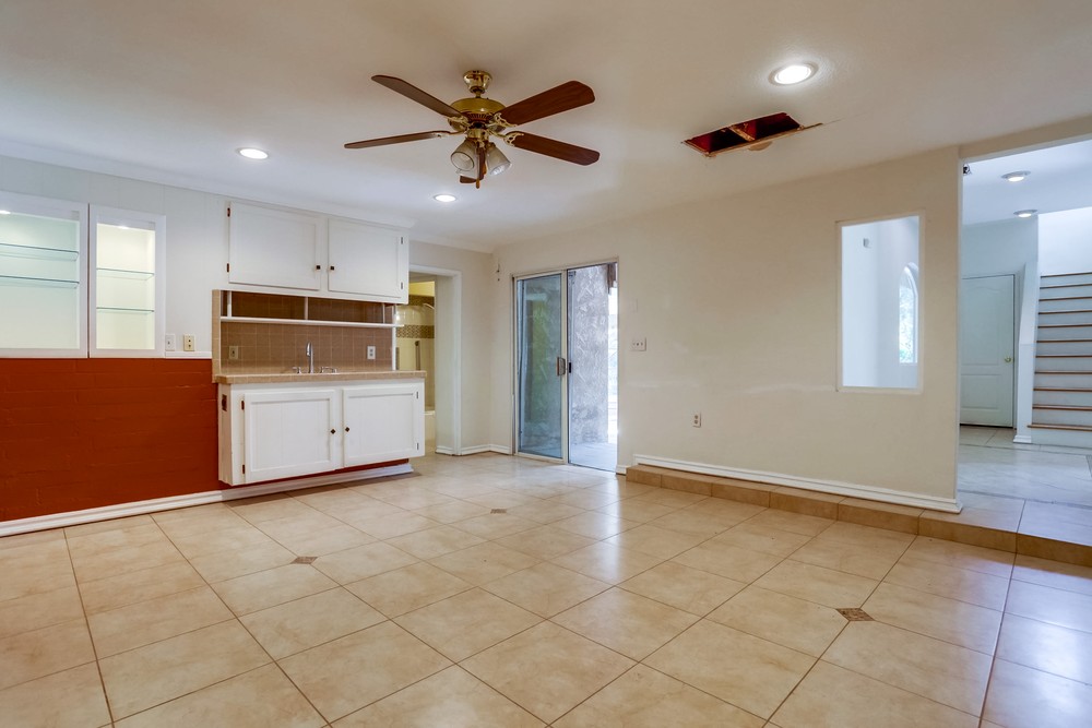 Virtual tour photo 25 of 40 for 2368 Montclair St