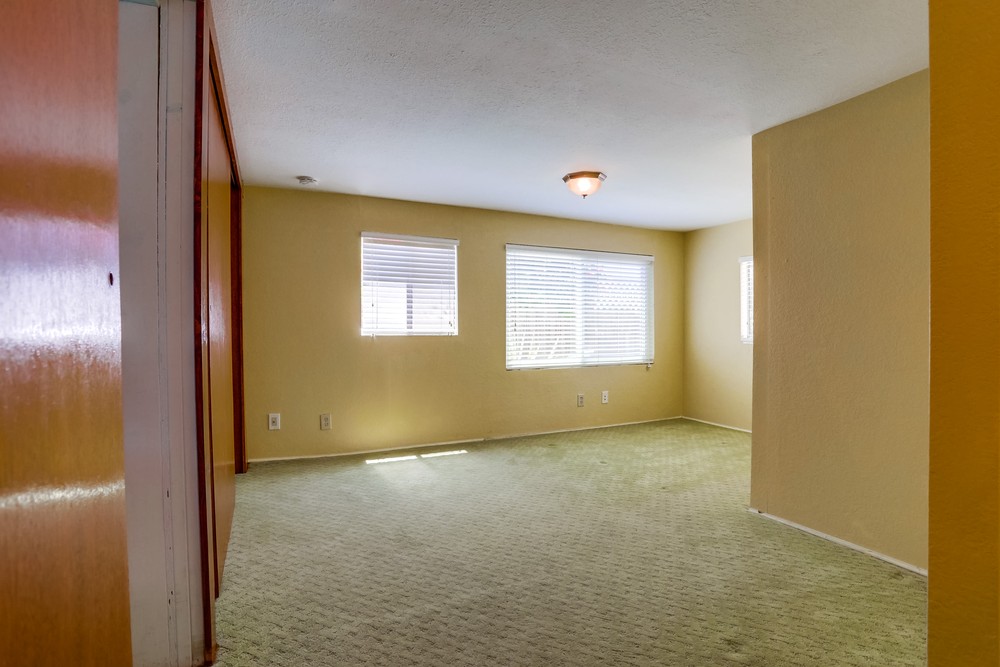 Virtual tour photo 28 of 40 for 2368 Montclair St