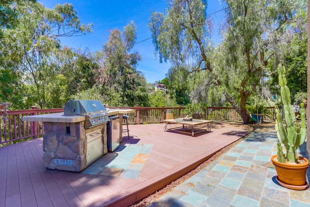 Virtual tour photo 32 of 40 for 2368 Montclair St