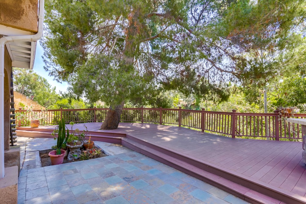Virtual tour photo 37 of 40 for 2368 Montclair St