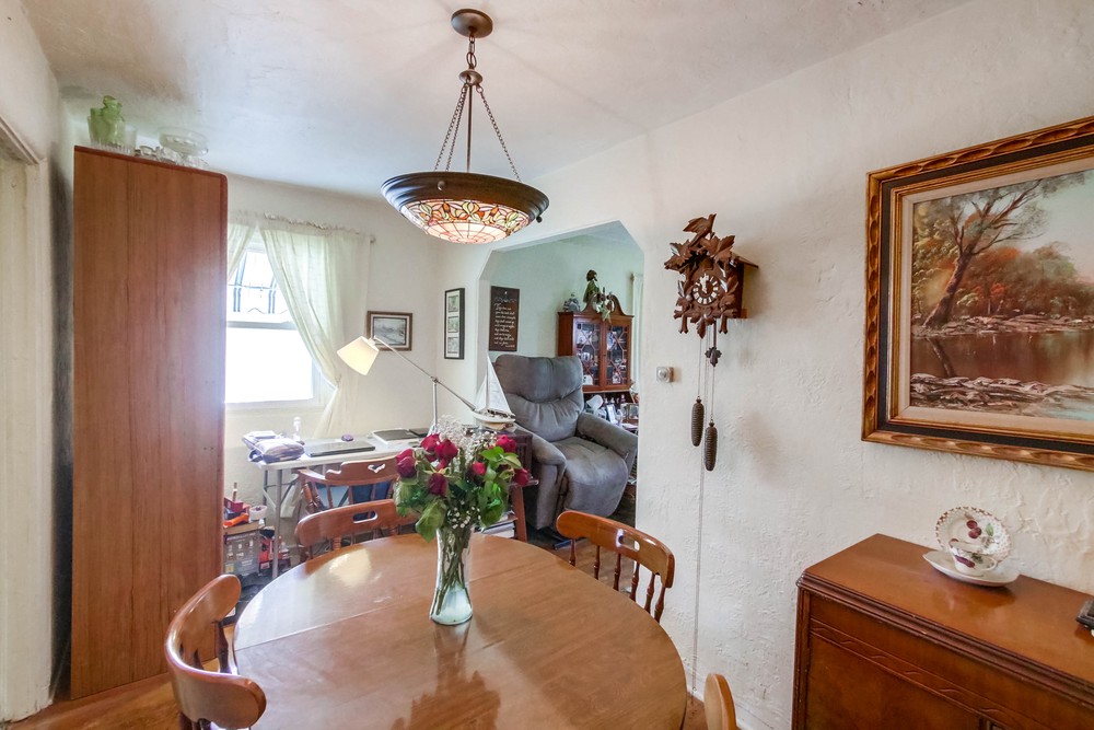 Virtual tour photo 12 of 40 for 2369 Vancouver Ave