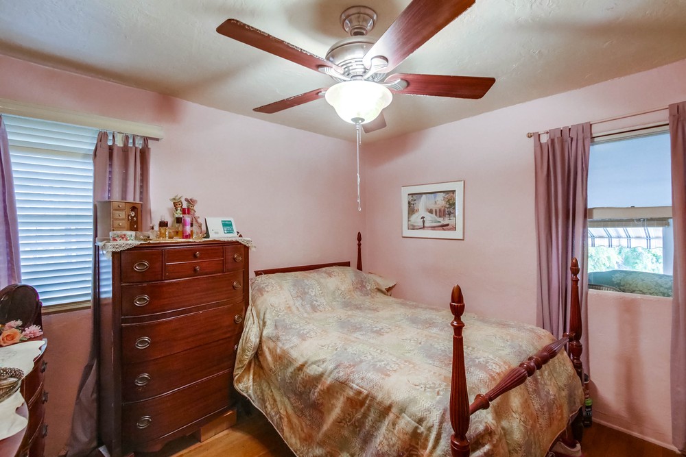 Virtual tour photo 21 of 40 for 2369 Vancouver Ave