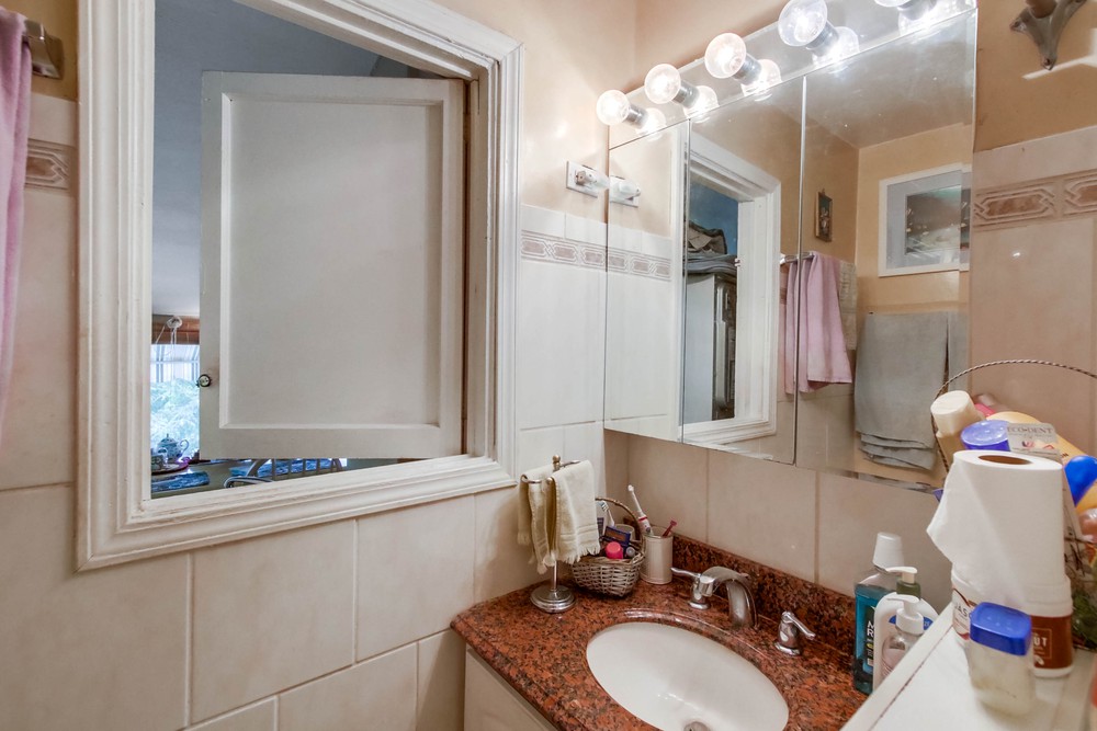 Virtual tour photo 25 of 40 for 2369 Vancouver Ave