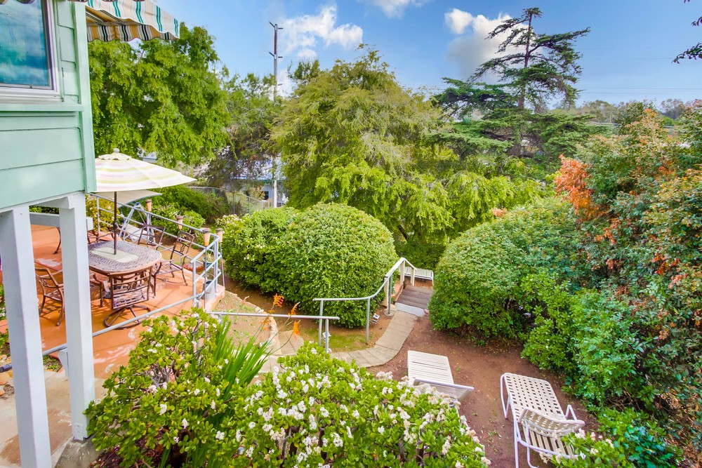 Virtual tour photo 30 of 40 for 2369 Vancouver Ave