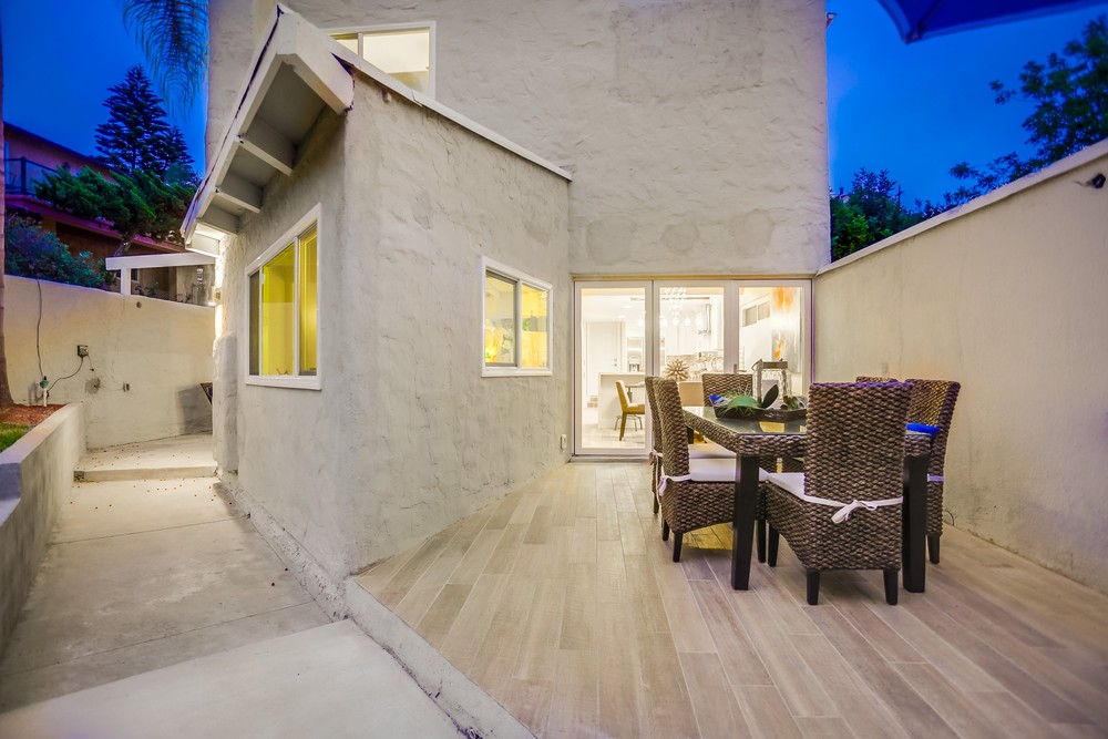 Virtual tour photo 9 of 94 for 2370 Hartford St