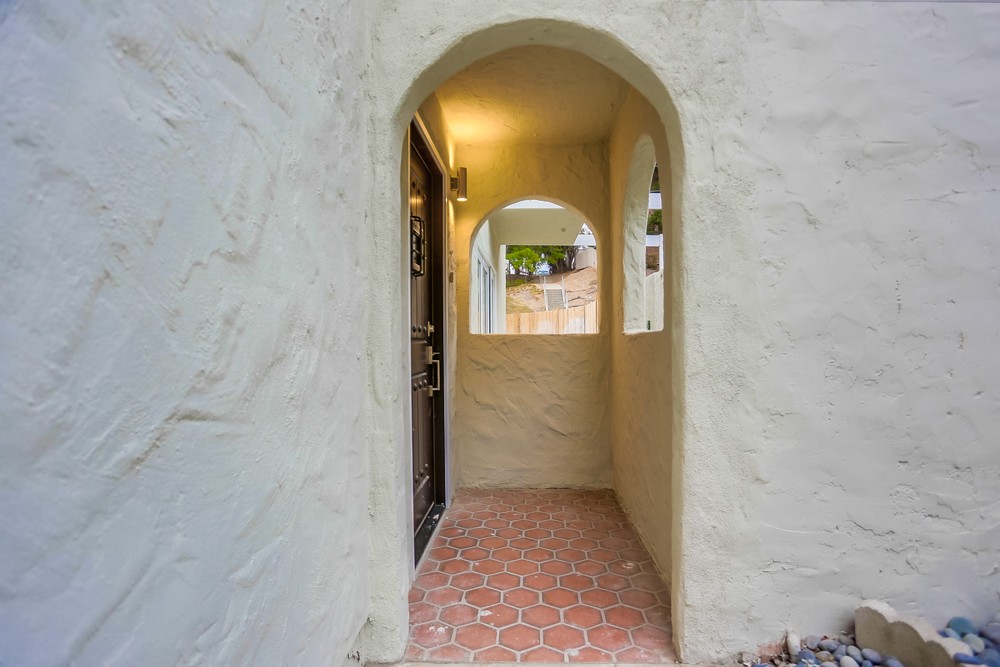 Virtual tour photo 74 of 94 for 2370 Hartford St