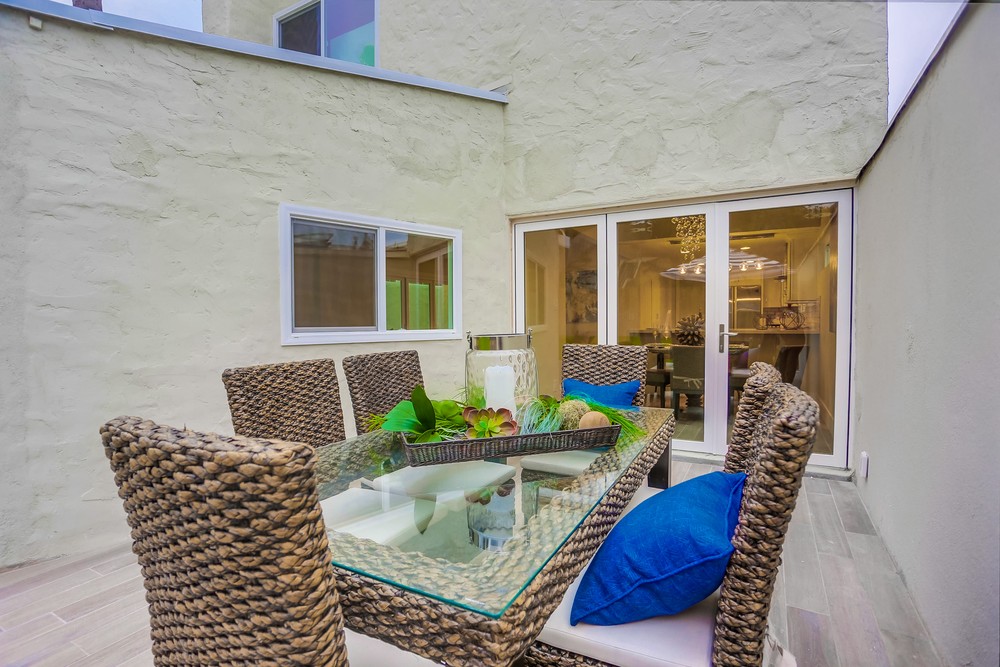 Virtual tour photo 79 of 94 for 2370 Hartford St