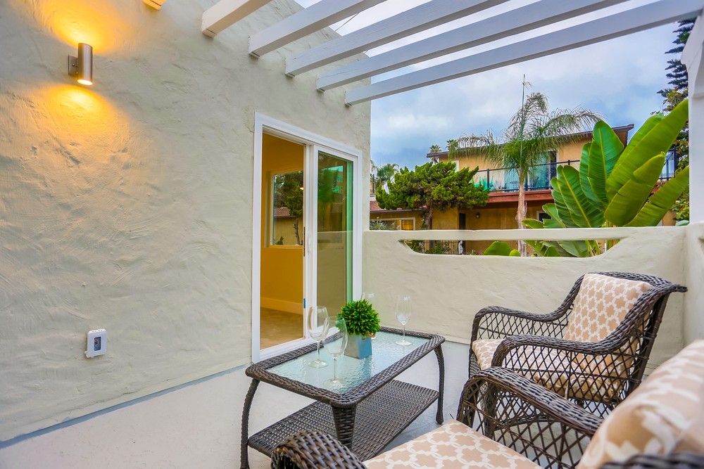 Virtual tour photo 90 of 94 for 2370 Hartford St