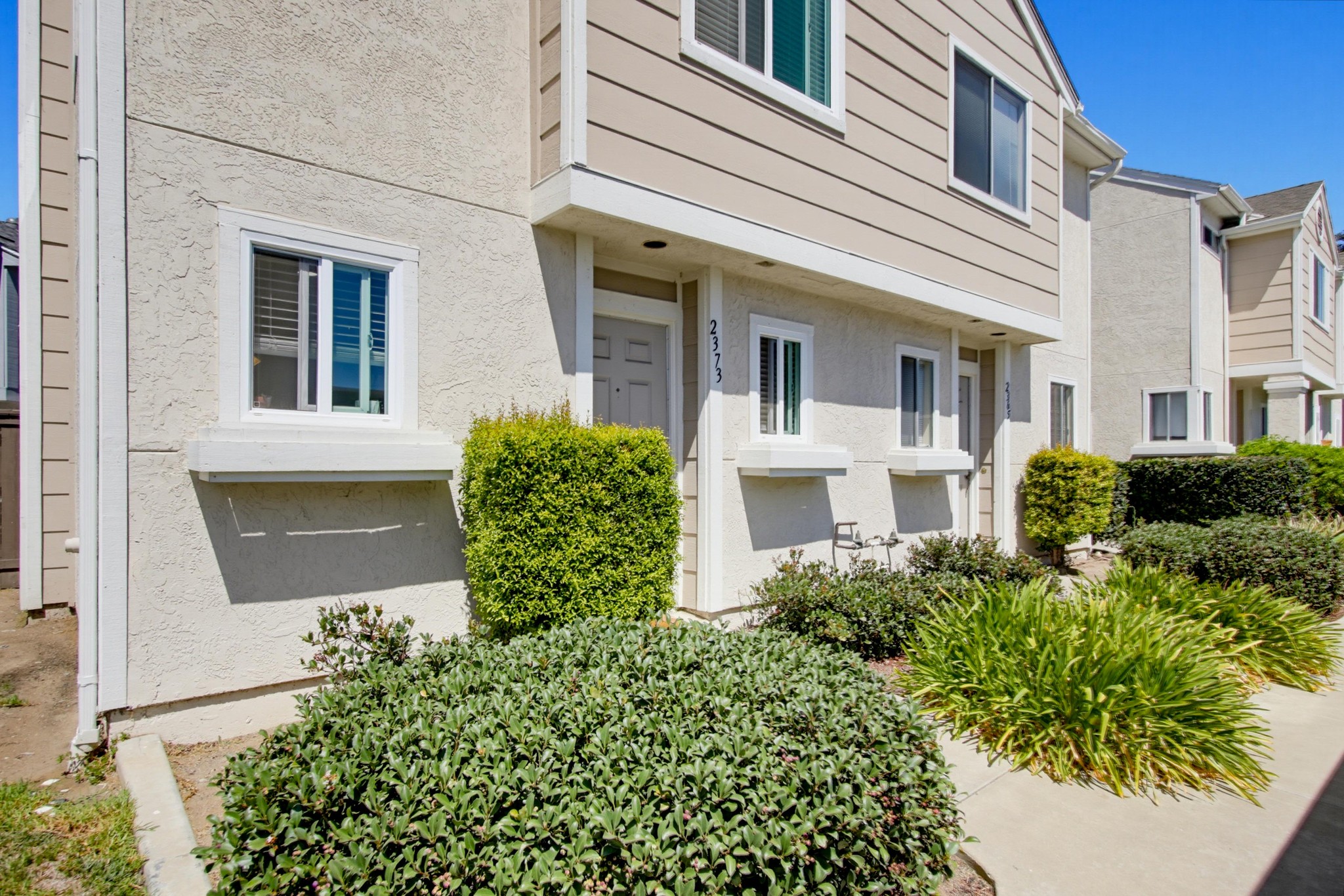 Virtual tour photo 5 of 46 for 2373 Kings View Cir