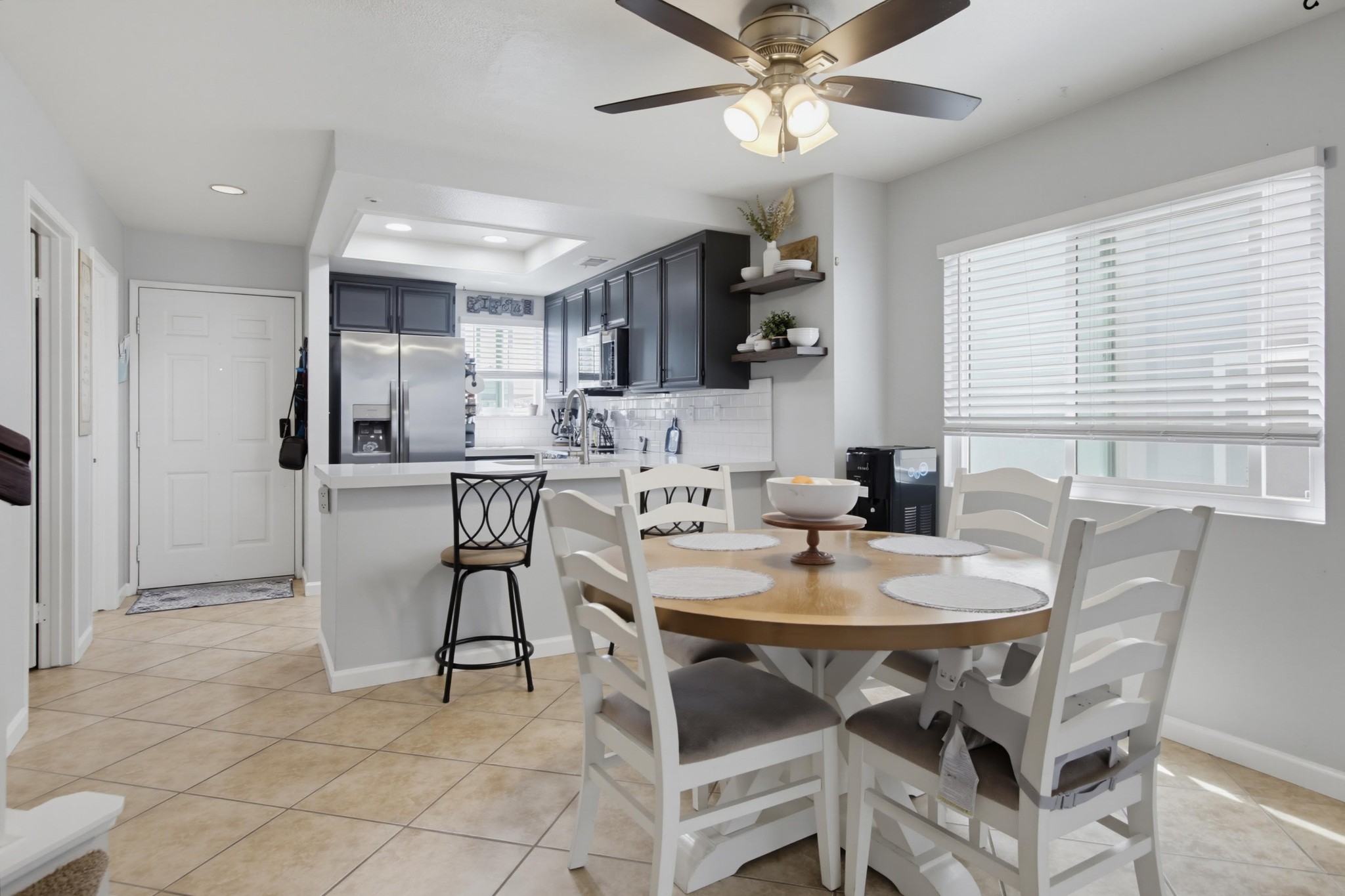 Virtual tour photo 10 of 46 for 2373 Kings View Cir