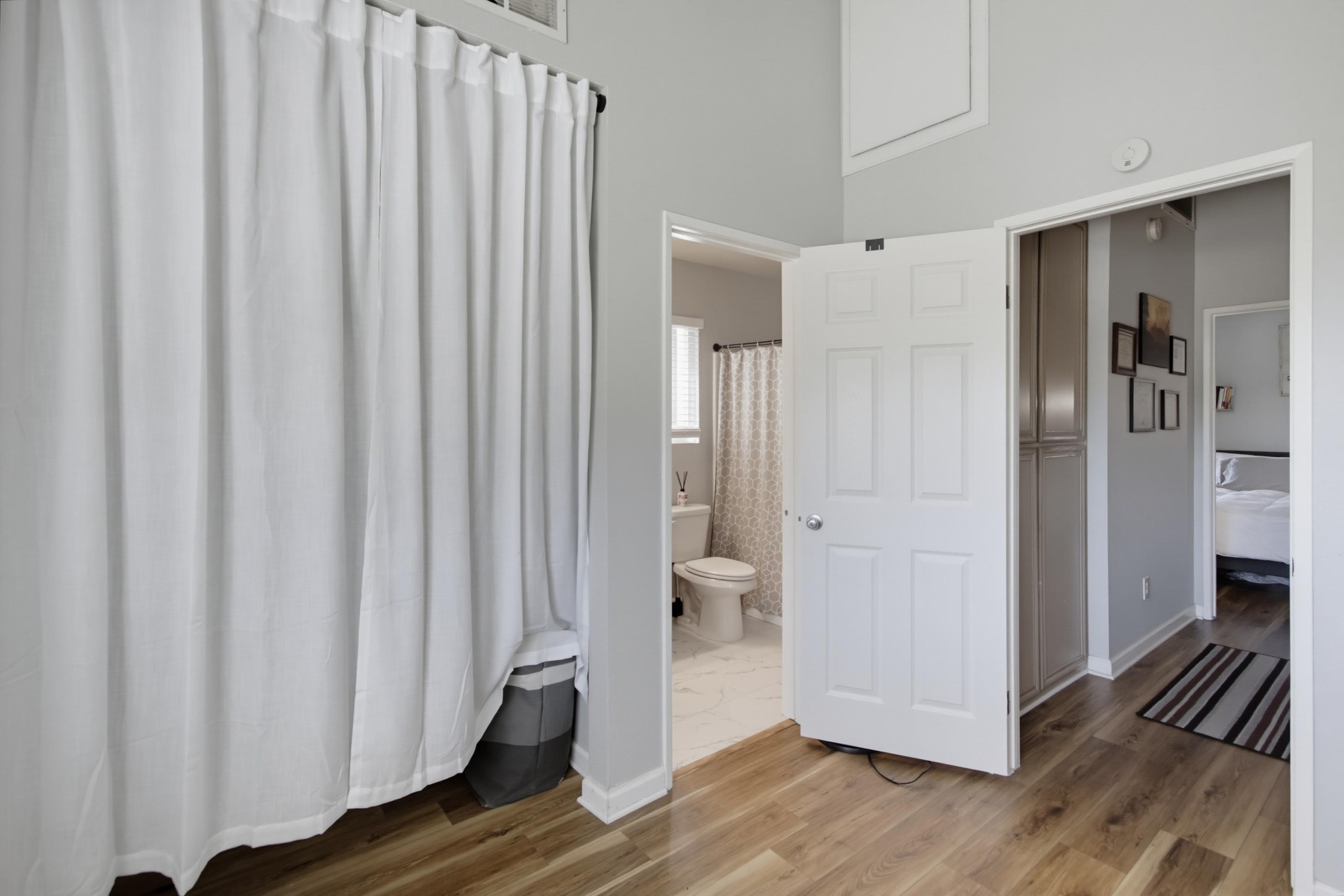 Virtual tour photo 20 of 46 for 2373 Kings View Cir