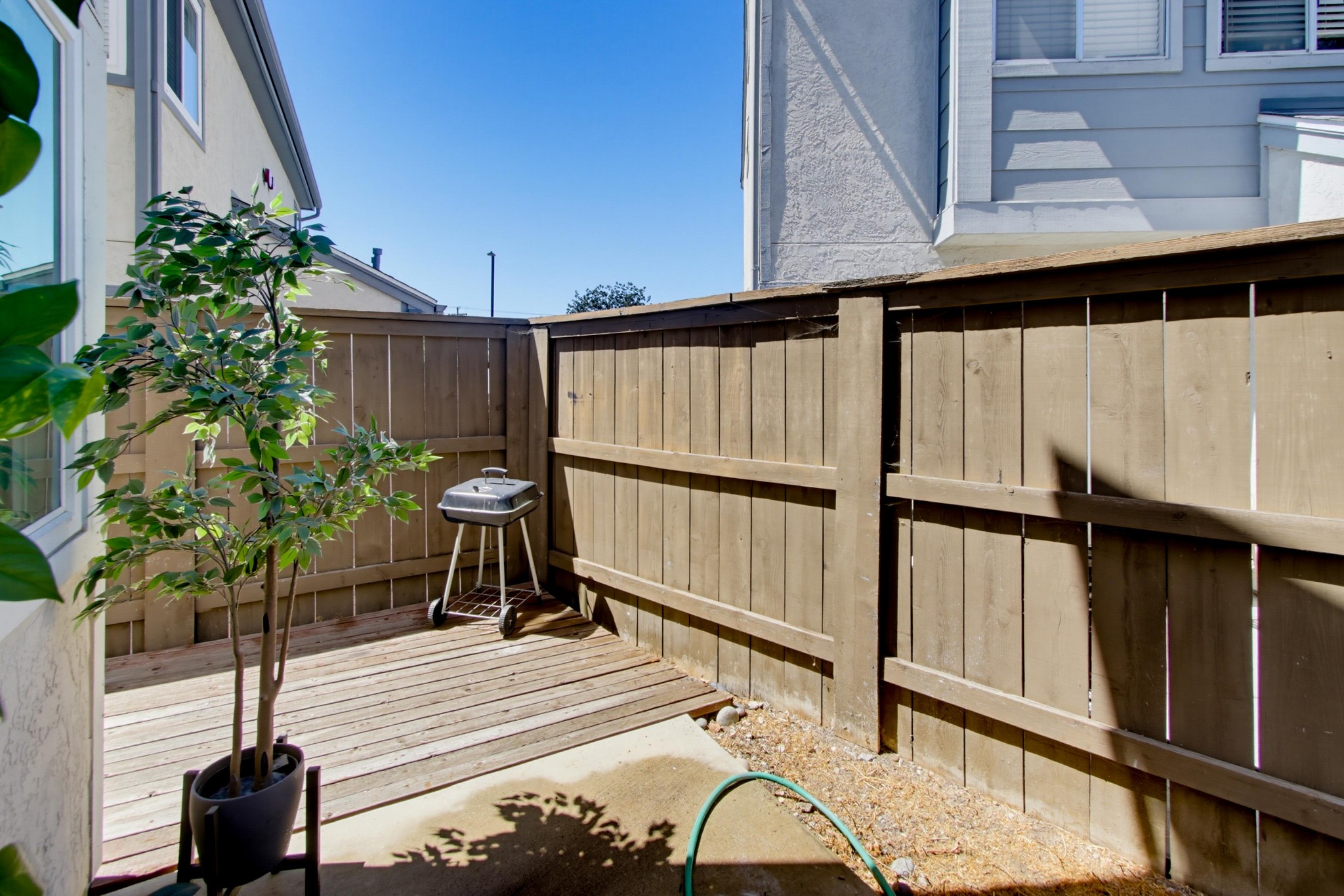 Virtual tour photo 36 of 46 for 2373 Kings View Cir