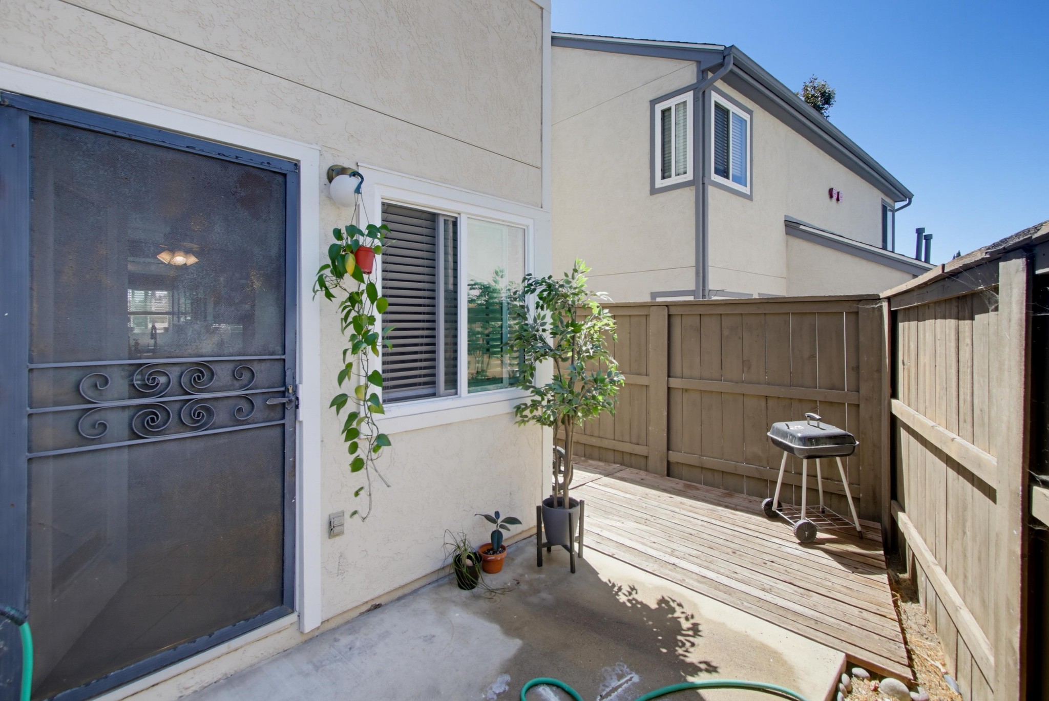 Virtual tour photo 37 of 46 for 2373 Kings View Cir