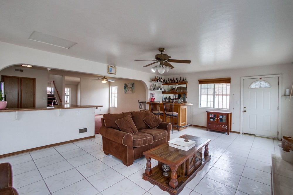Virtual tour photo 16 of 49 for 2376 Lanao Ln
