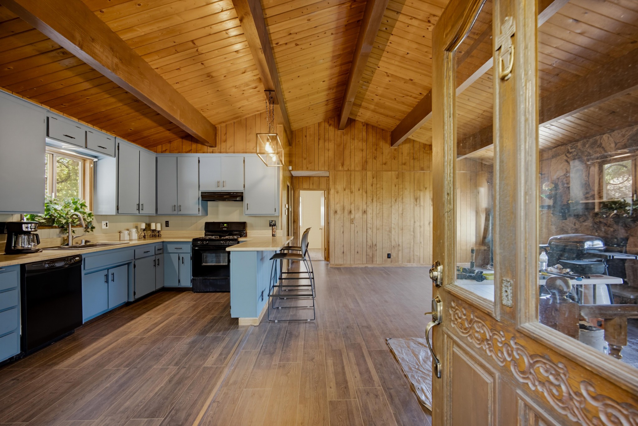 Virtual tour photo 5 of 40 for 23771 Zuger Dr