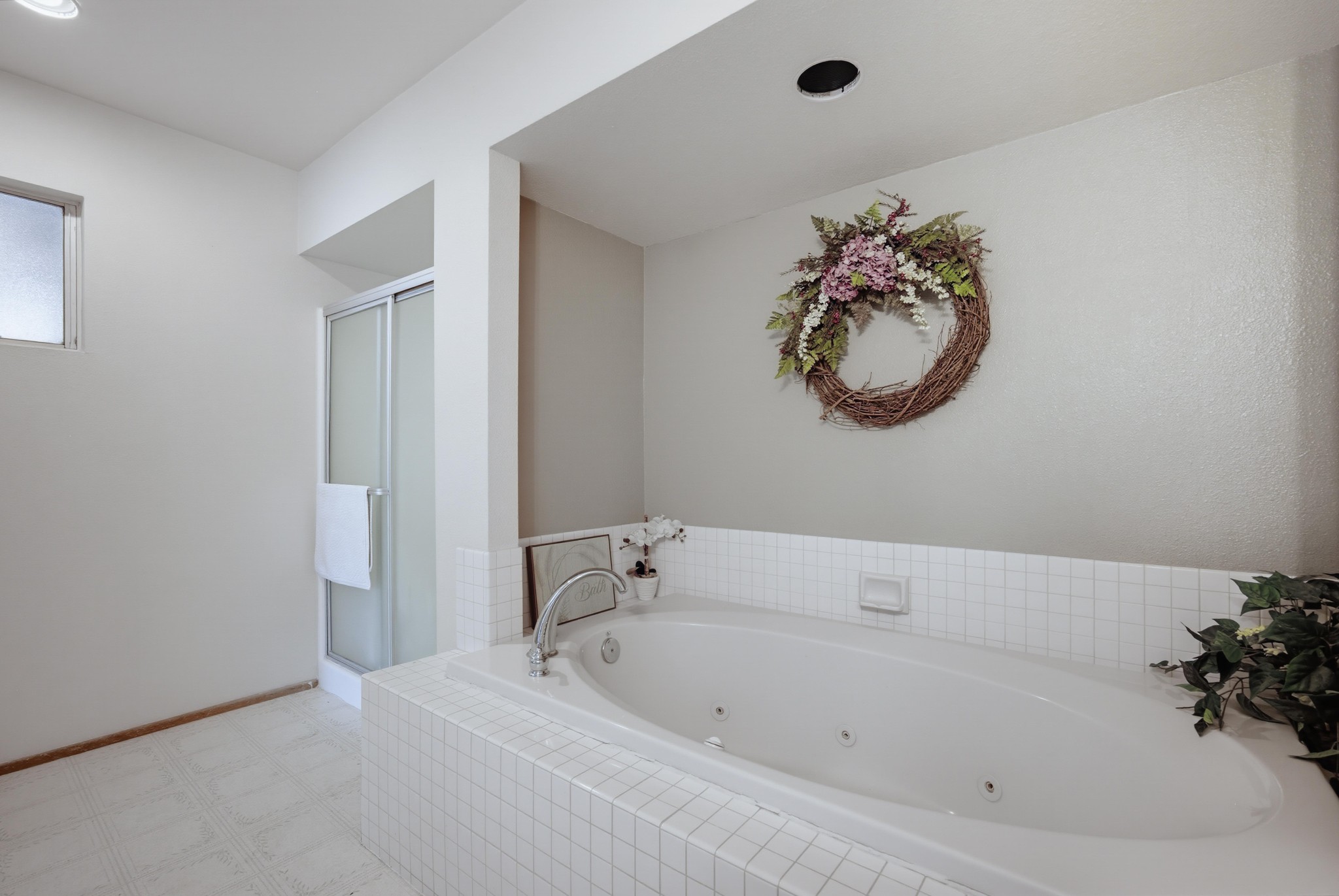Virtual tour photo 23 of 40 for 23771 Zuger Dr