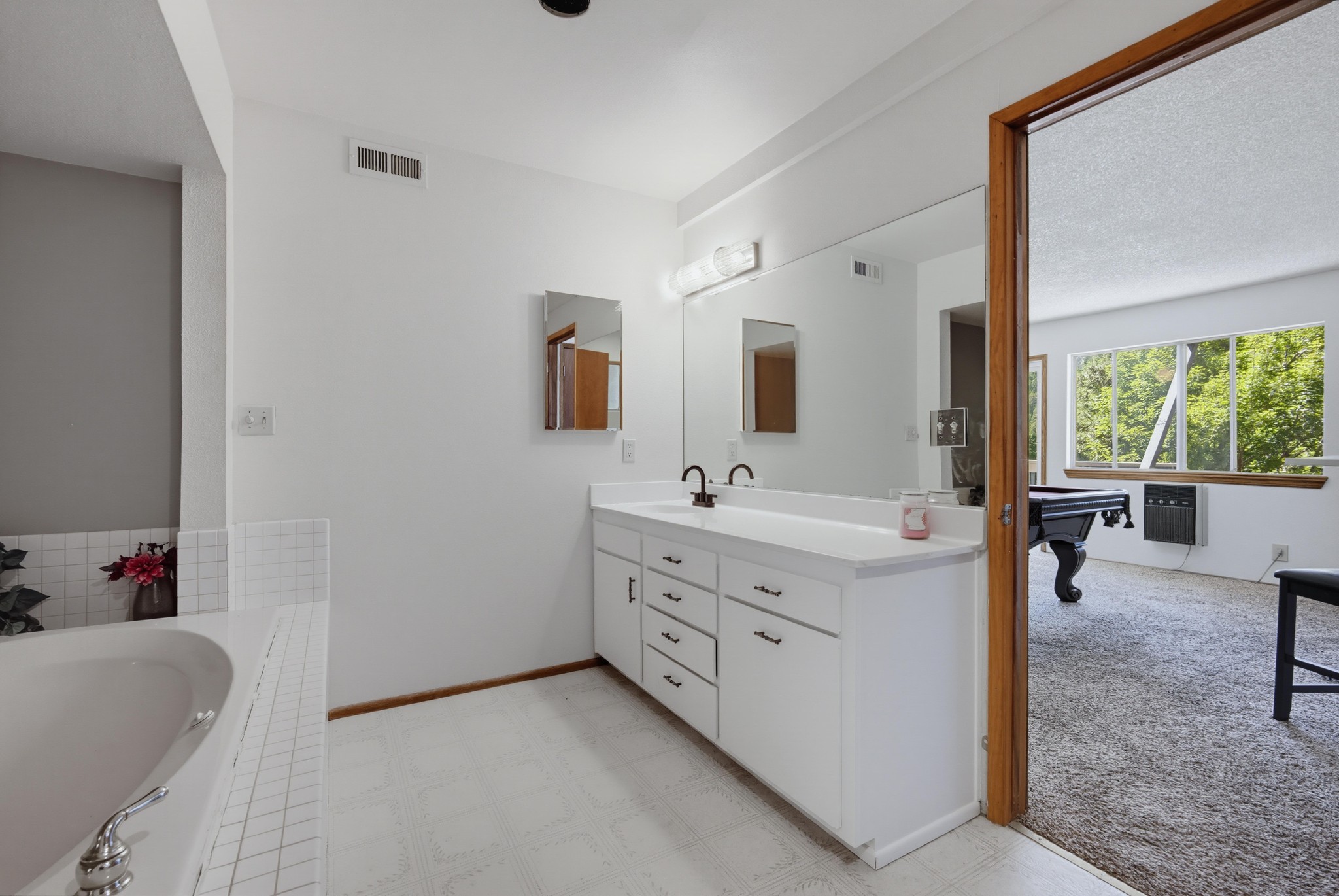 Virtual tour photo 24 of 40 for 23771 Zuger Dr