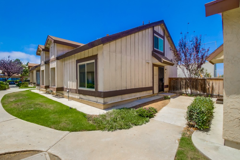 Virtual tour photo 1 of 30 for 2384 Tocayo Ave #124