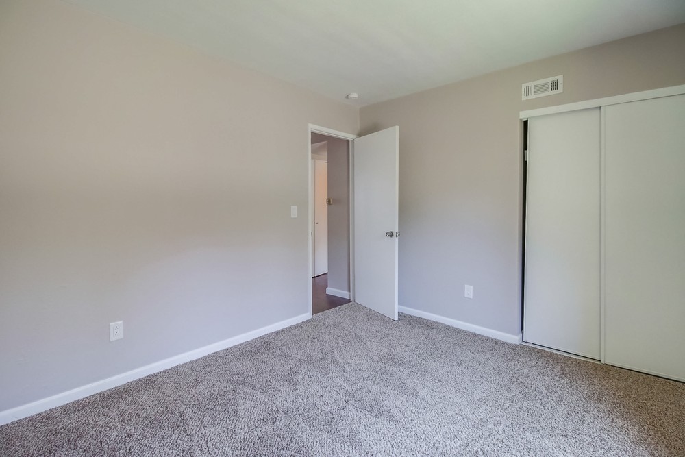 Virtual tour photo 25 of 30 for 2384 Tocayo Ave #124