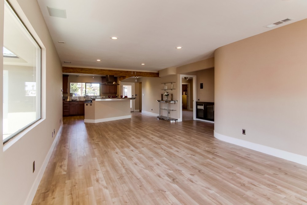 Virtual tour photo 9 of 34 for 2385 Vancouver Ave