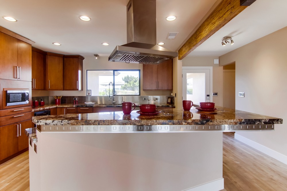Virtual tour photo 13 of 34 for 2385 Vancouver Ave