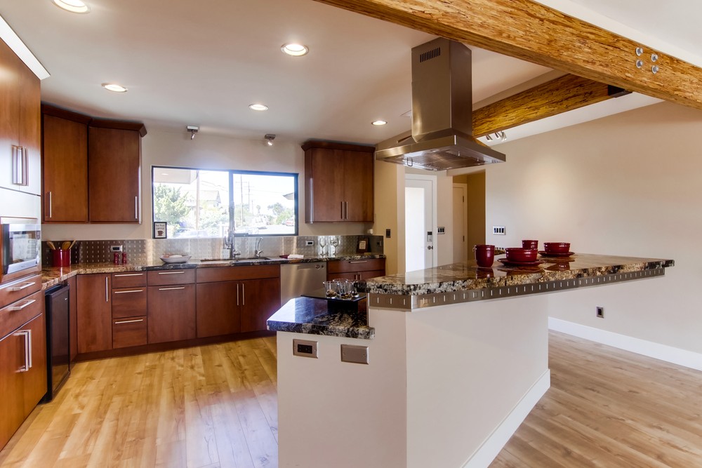 Virtual tour photo 14 of 34 for 2385 Vancouver Ave