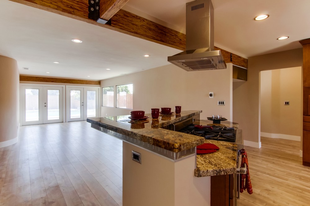 Virtual tour photo 16 of 34 for 2385 Vancouver Ave