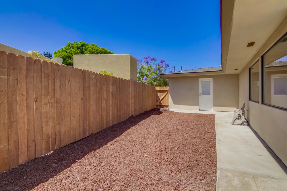Virtual tour photo 31 of 34 for 2385 Vancouver Ave