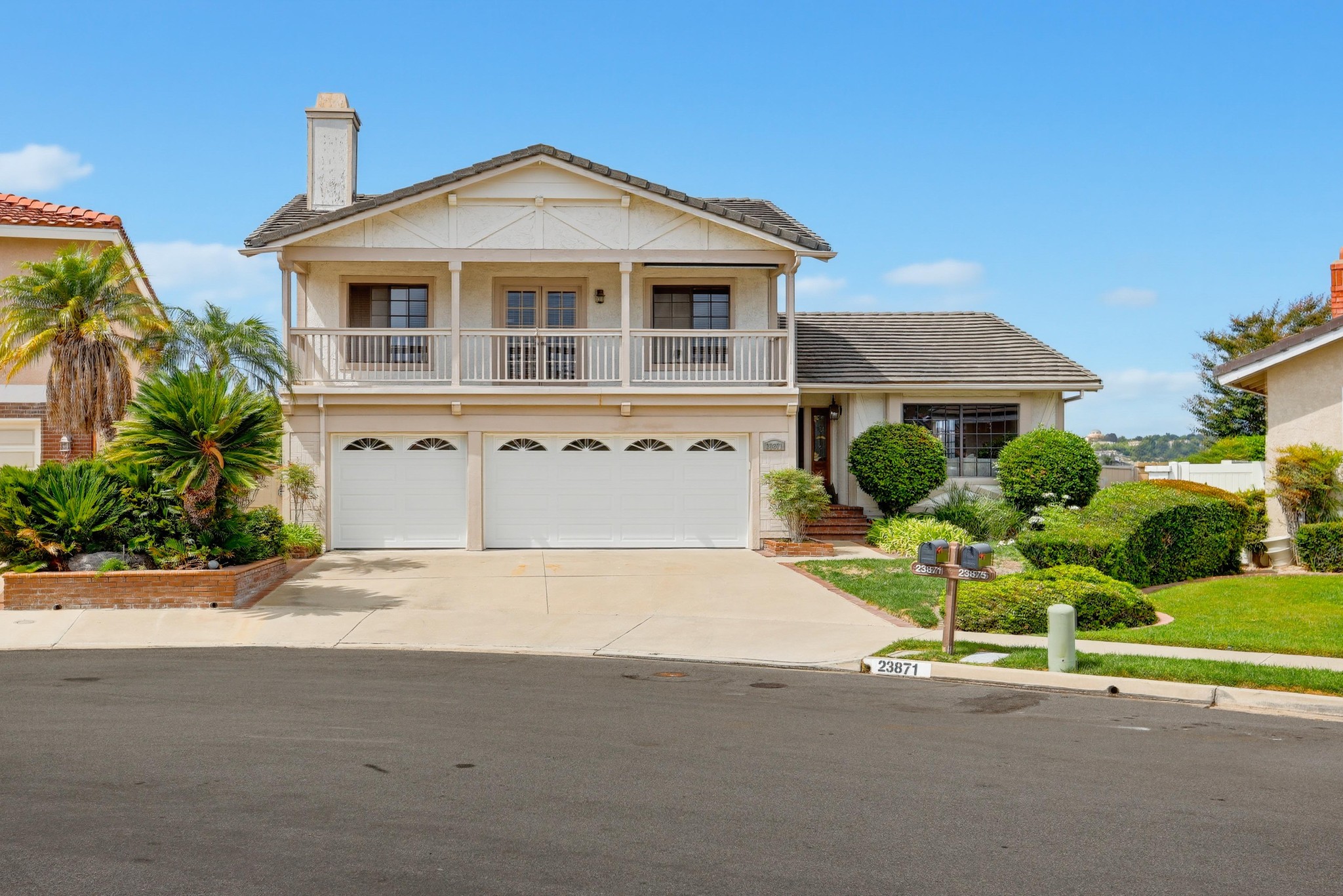Virtual tour photo 3 of 97 for 23871 Pipit Ct